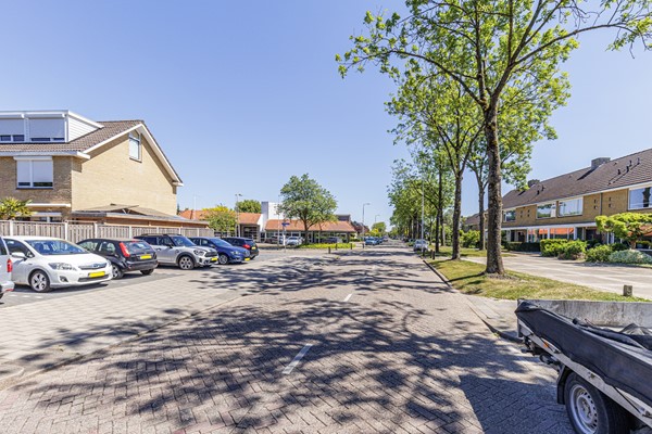 Medium property photo - Rembrandtstraat 112, 3262 HS Oud-Beijerland